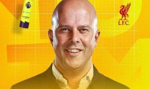 三战全胜领跑！官方：利物浦主帅斯洛特当选英超8月最佳教练